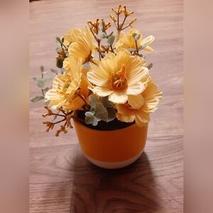 Ceramic Ashland Early Fall Debut d'automne Floral Decoration - EUC